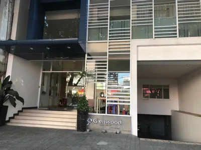 GLENWOOD APARTMENT – Fotos 9